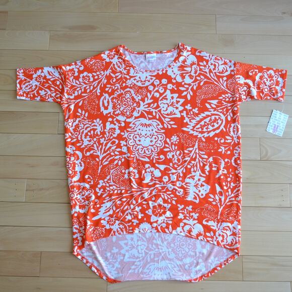 NWT LuLaRoe Irma Short Sleeve Tee T-Shirt - Picture 1 of 4